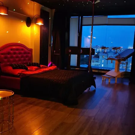 Black Swan Bdsm Erotic Apartment