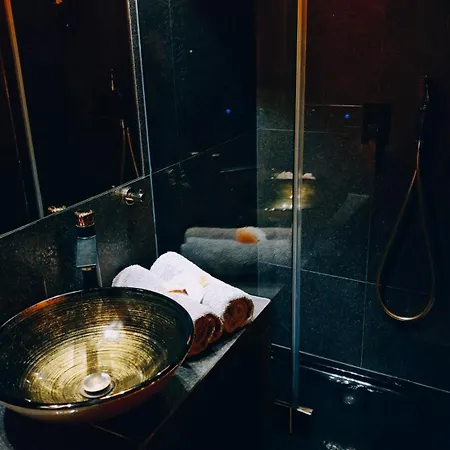 Black Swan Bdsm Erotic Apartamento