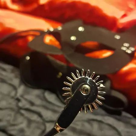 Black Swan Bdsm Erotic Varsovia