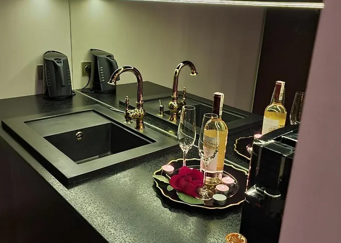 Black Swan Bdsm Erotic شقة