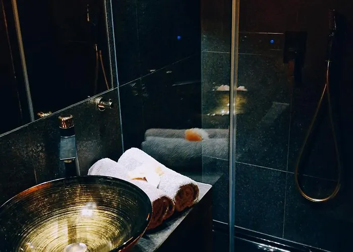 Black Swan Bdsm Erotic شقة